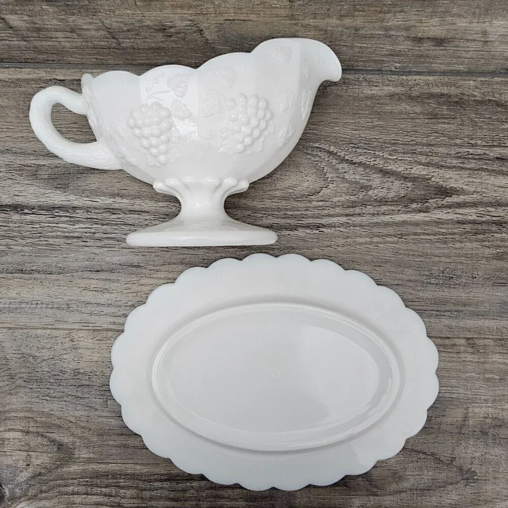 WESTMORELAND Paneled Grape Vintage Milk Glass Gravy Boat with Tray
